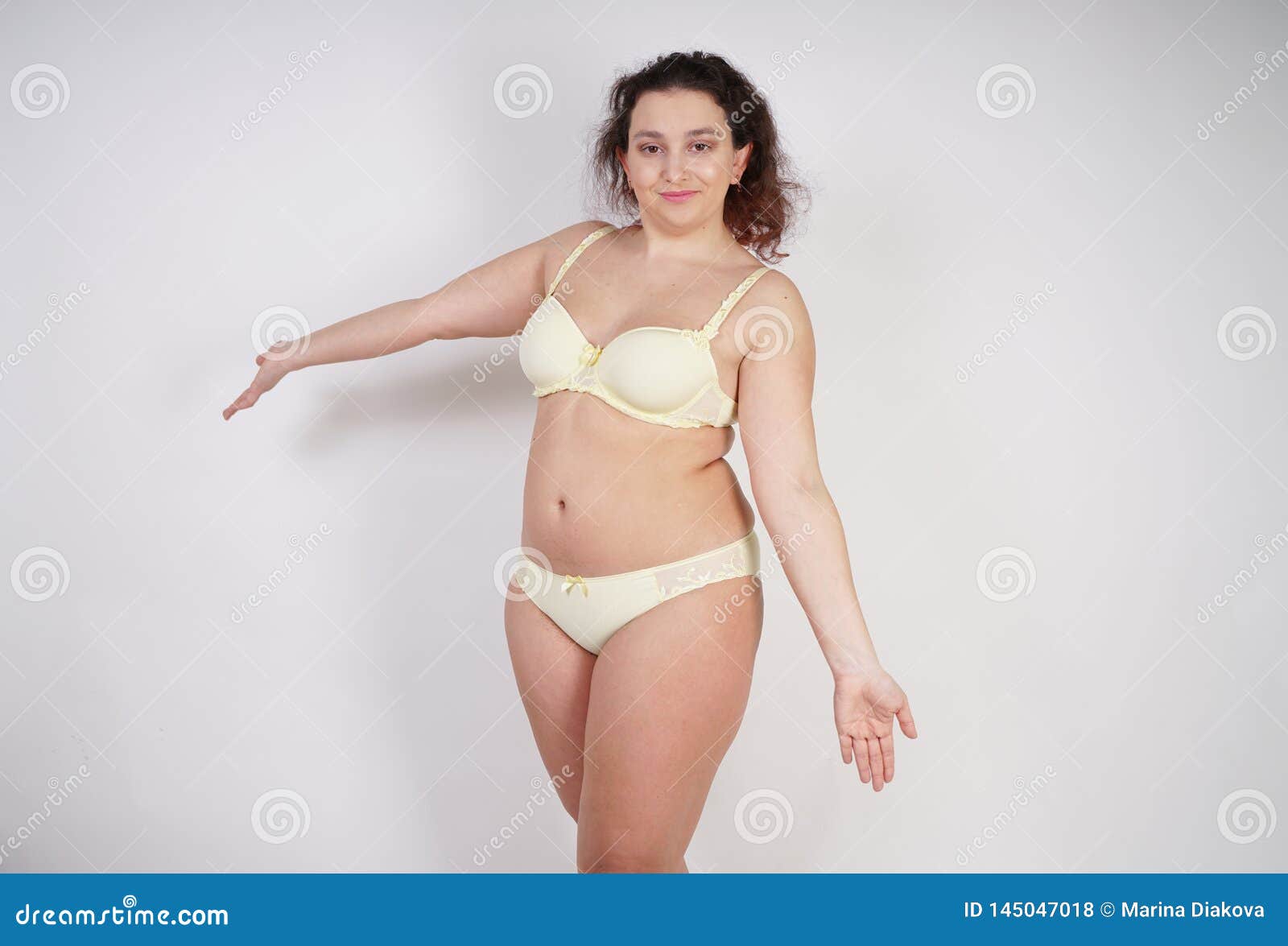 plump girls Pretty Chubby Girl Wearing Fashionable Yellow Underwear and Loves Her Body  and Herself. Plump Woman in Lingerie on White Backgroun Stock Photo - Image  of brunette, attractive: 145047018