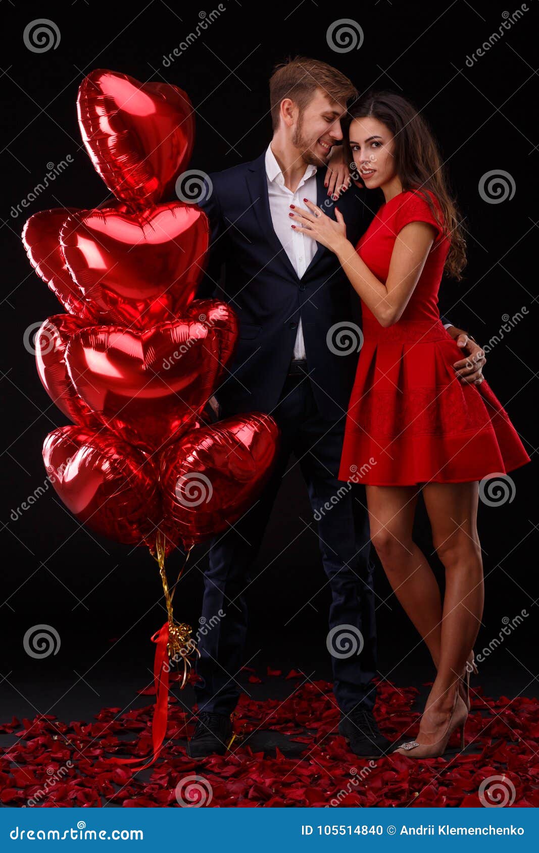 Featured image of post Valentine's Couple Dress / These stylish valentine couple shirt are ideal for all seasons and offer premium comfort.