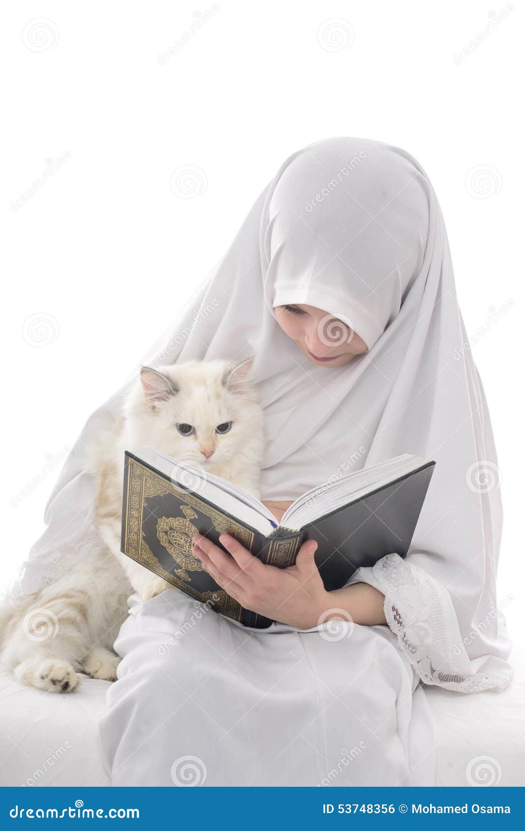 Reading quran, Arabian, Arabic Quotes, Islamic Inspirational Quotes, Islamic  Qoutes, HD phone wallpaper | Peakpx