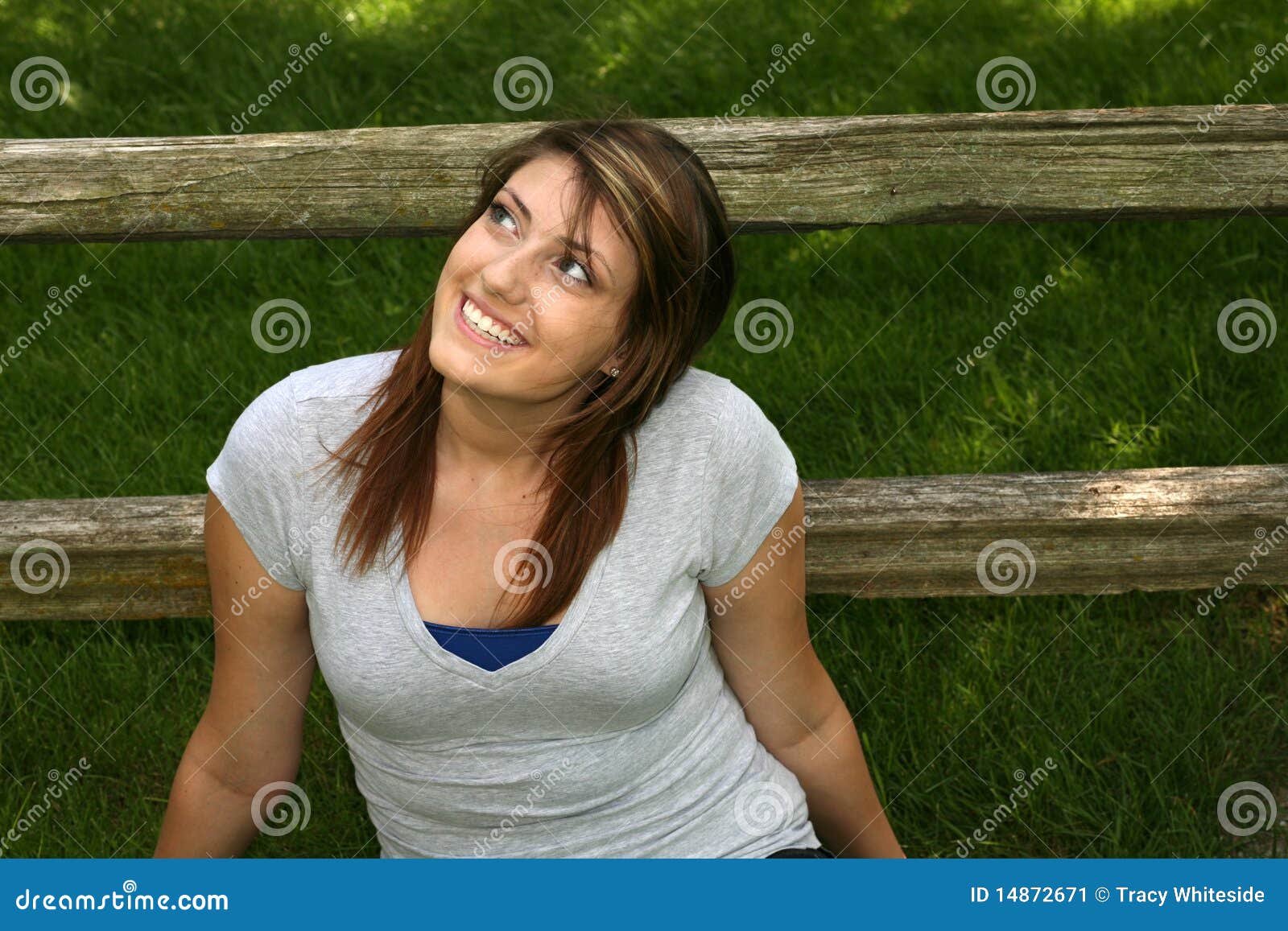 Pretty Teen Girl Smiling Outside Stock Image Image Of Model Look