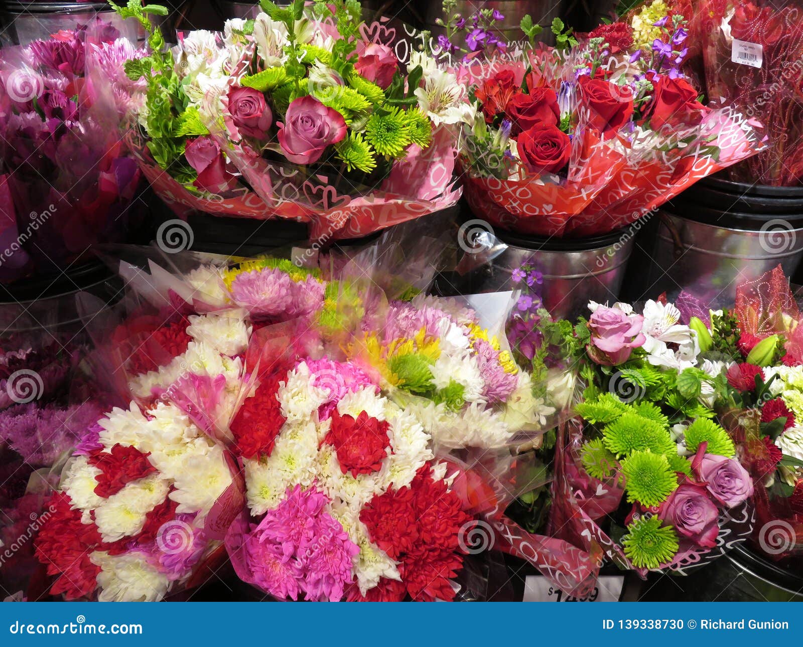 Pretty Valentine`s Day Flowers for Sale Editorial Image - Image of ...