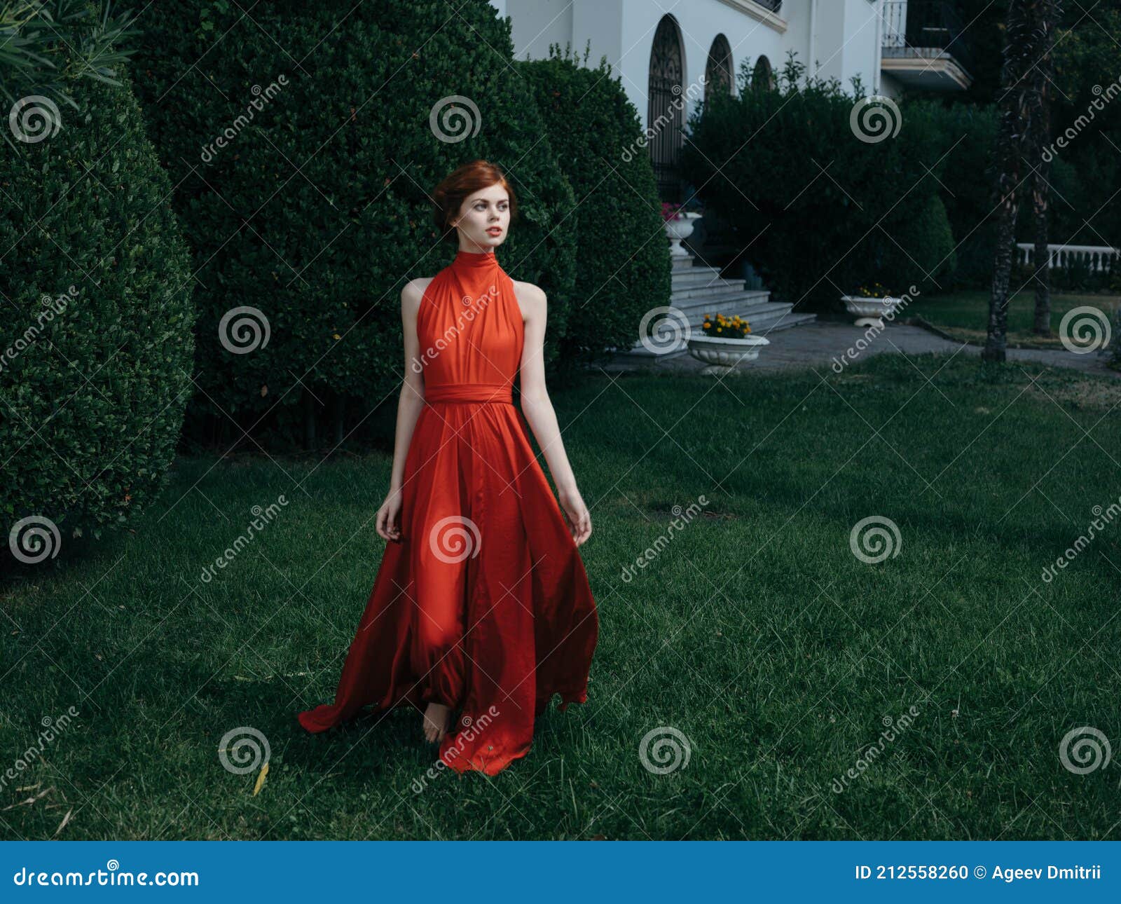You Can Own the Julia Roberts' 'Pretty Woman' Dress
