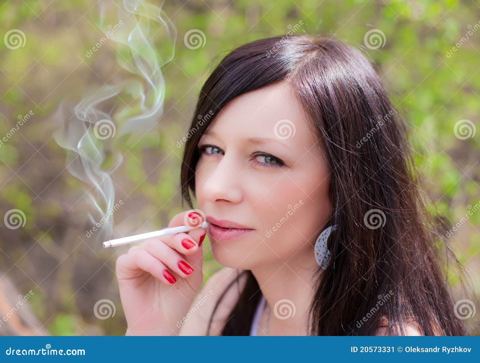 Pretty Woman Smoking Stock Image Image 20573331