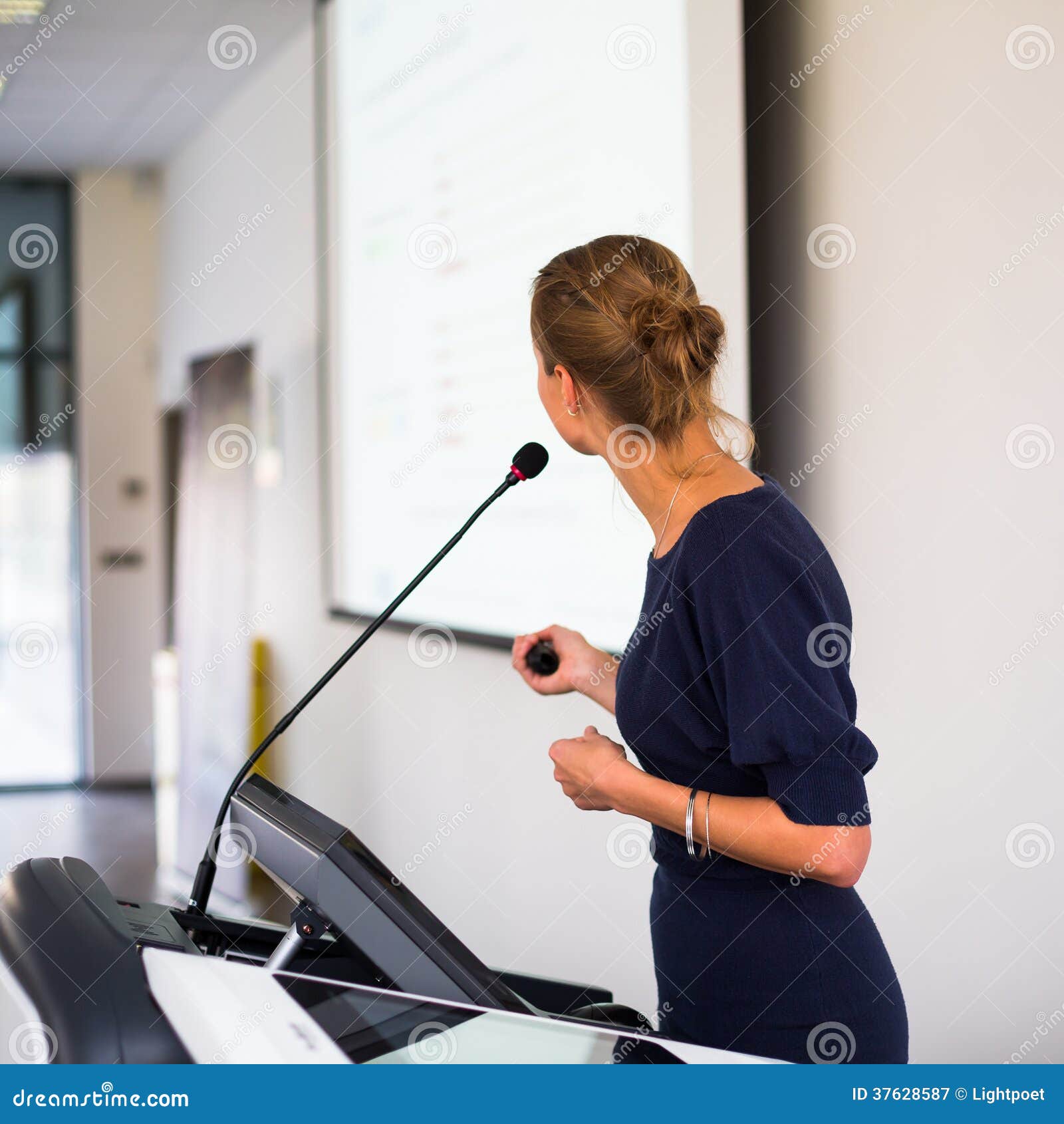 girl doing presentation