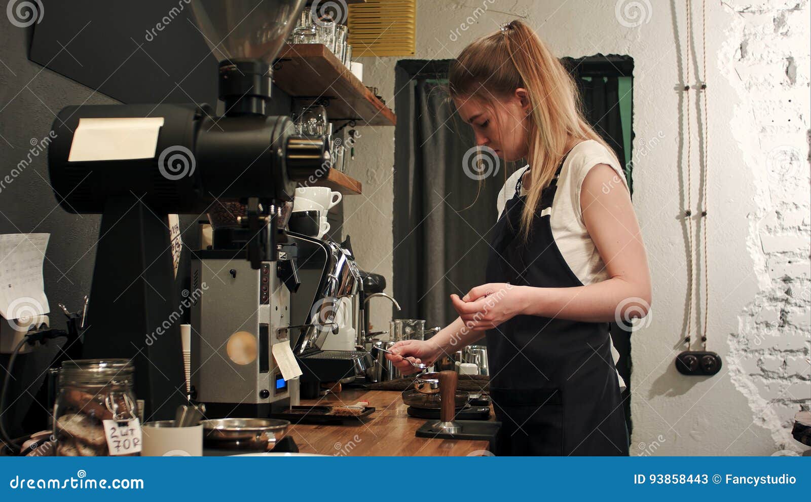 https://thumbs.dreamstime.com/z/pretty-young-female-barista-weighing-coffee-grains-scale-brewing-cup-coffee-professional-shot-k-resolution-you-93858443.jpg
