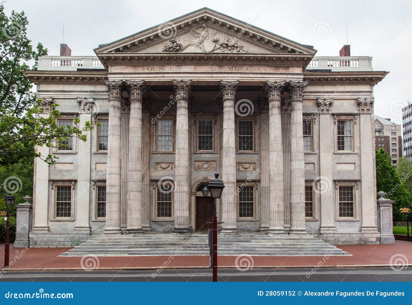A fachada do primeiro banco dos Estados Unidos com suas colunas do corinthian, Philadelphfia, Pensilv?nia, Estados Unidos.