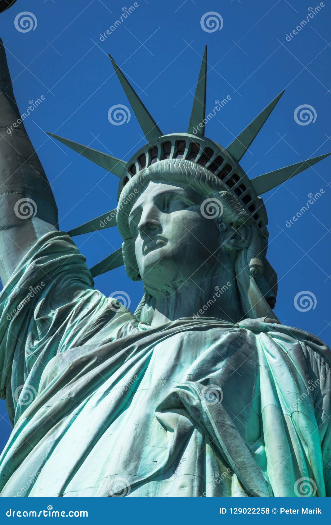 Primo Piano Della Corona E Del Fronte Della Statua Della Libertà a New York  Fotografia Stock - Immagine di città, orientale: 129022258