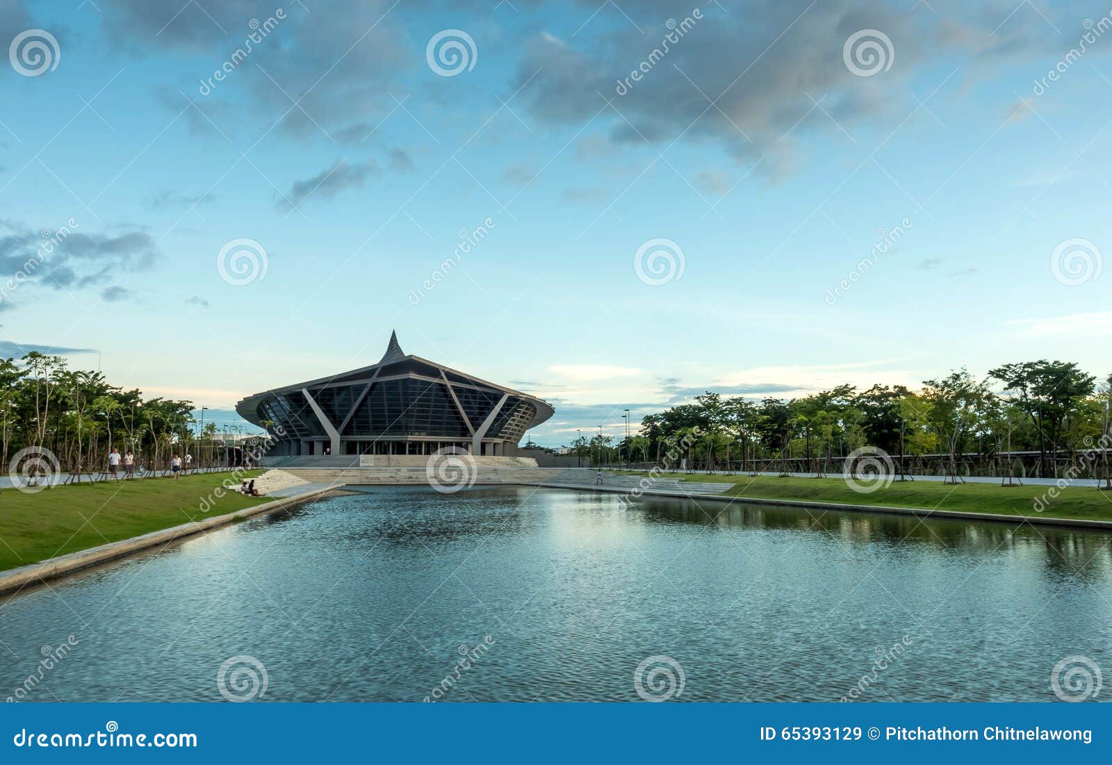 Prince Mahidol Hall in Mahidol University Editorial Stock Image - Image ...