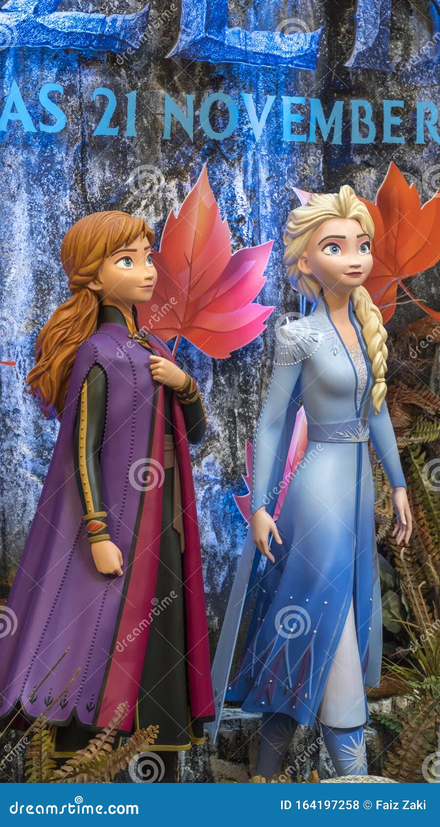 Princess Elsa and Anna from Frozen 2 Magical Journey. this Event ...