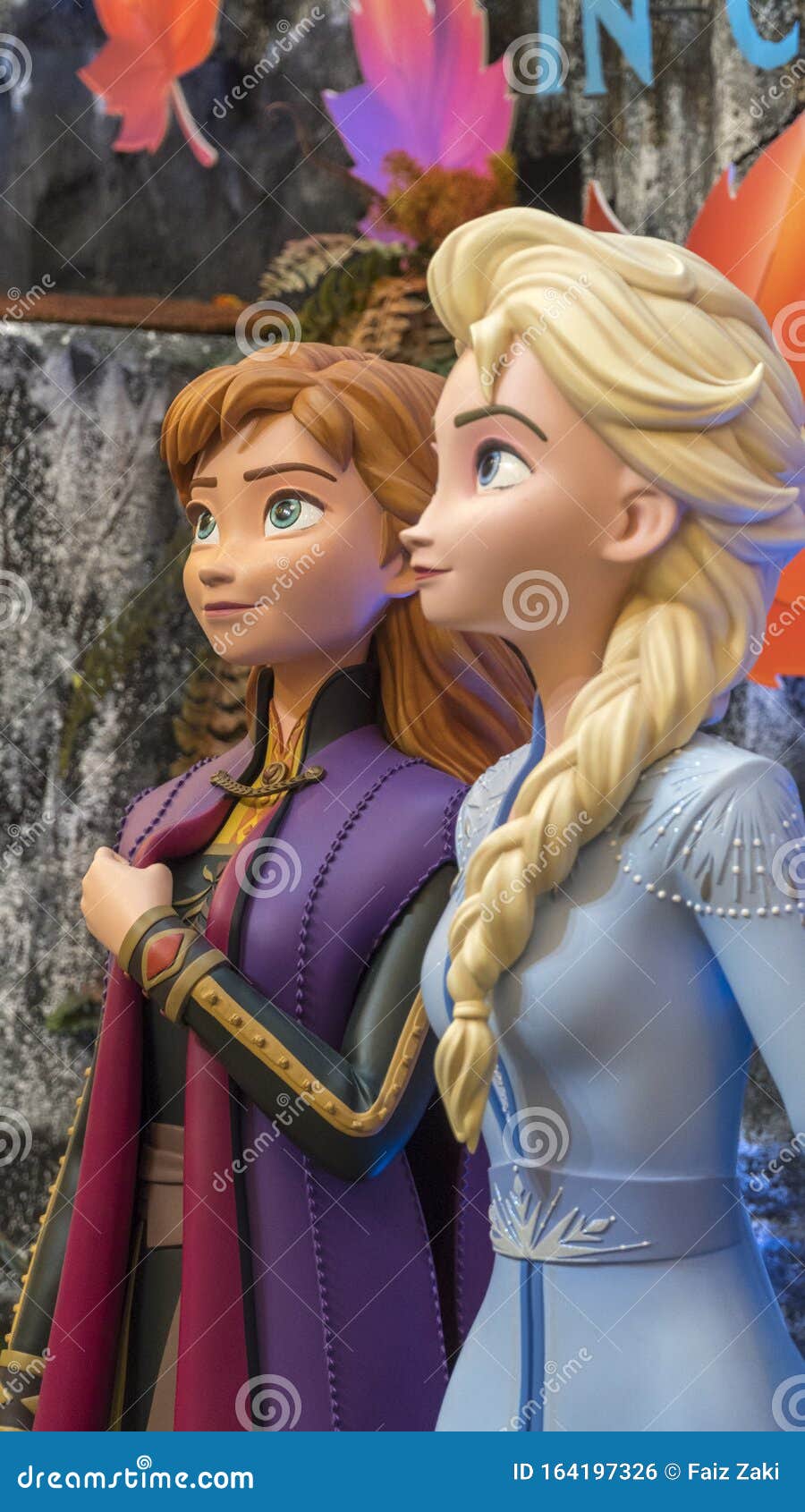 Princess Elsa and Anna from Frozen 2 Magical Journey. this Event is a  Promotion for New Disney Blockbuster Movie Editorial Photo - Image of  magical, magic: 164197326