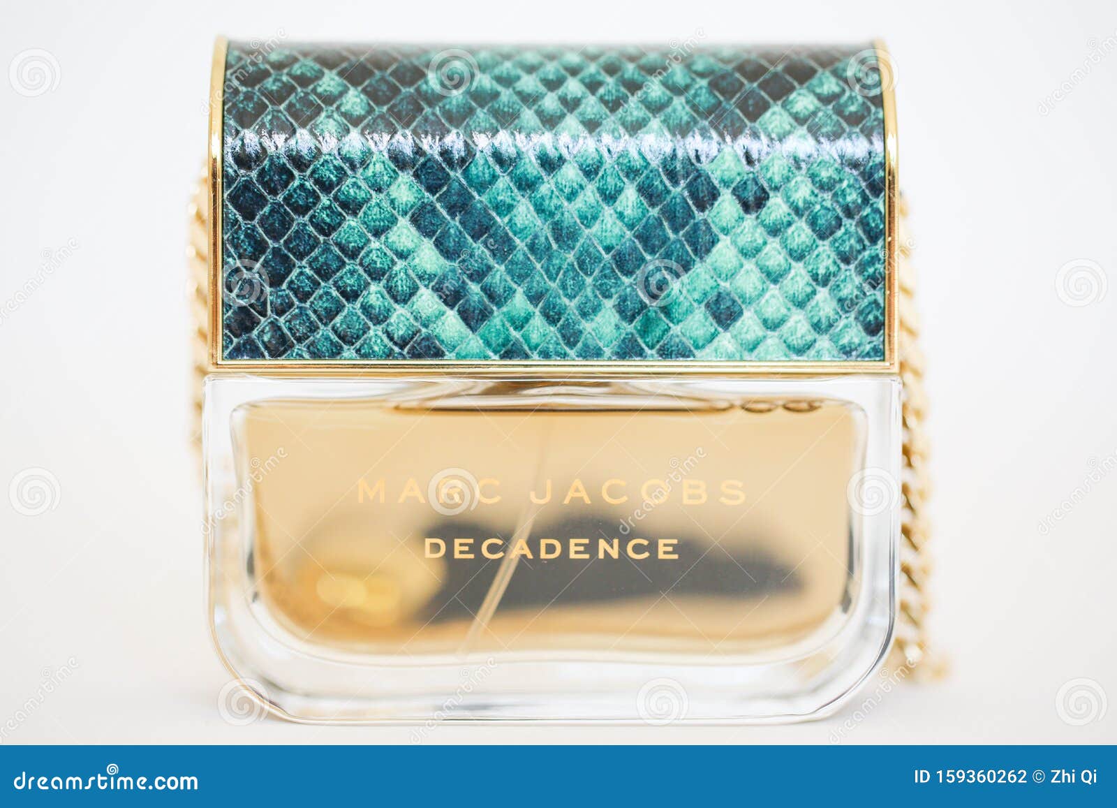 marc jacobs decadence perfume