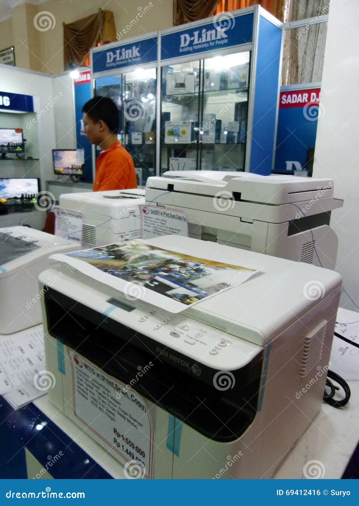 Printers editorial photo. Image of sell, central, city 69412416
