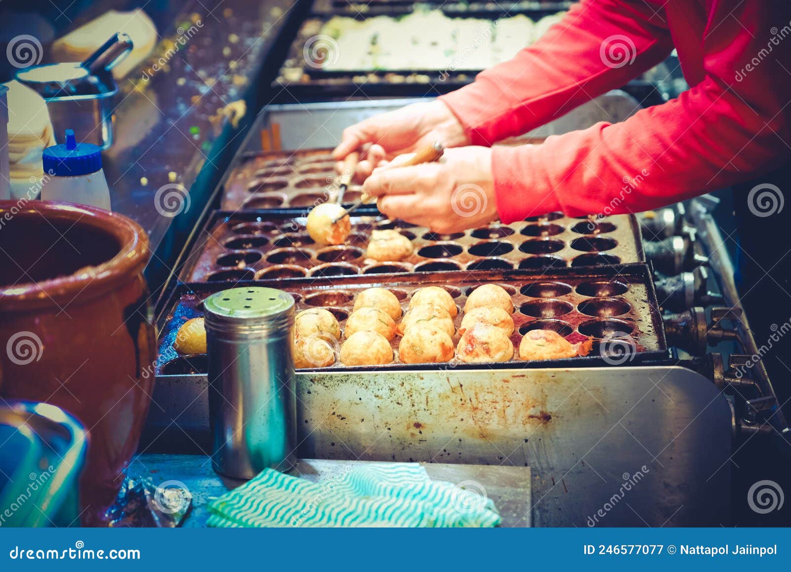 Proceso De Bola De Takoyaki Para Cocinar Bolas De Pulpo Takoyaki Comida  Japonesa Famosa Comida De Tentempié Takoyaki Comida Tradic Imagen de  archivo - Imagen de caliente, cocina: 246577077