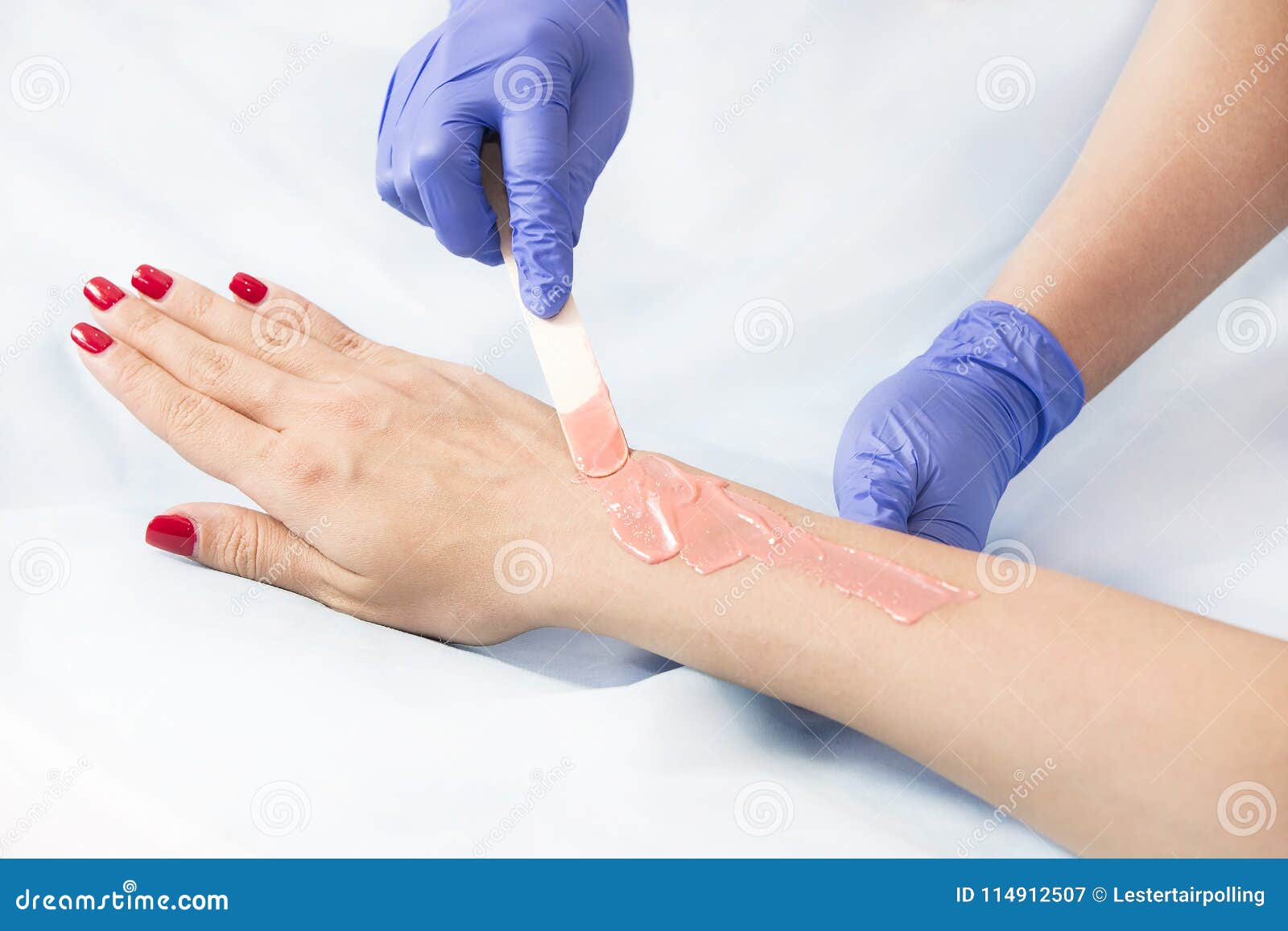 Wax depilation: reviews of the procedure Wax depilation: reviews of the procedure