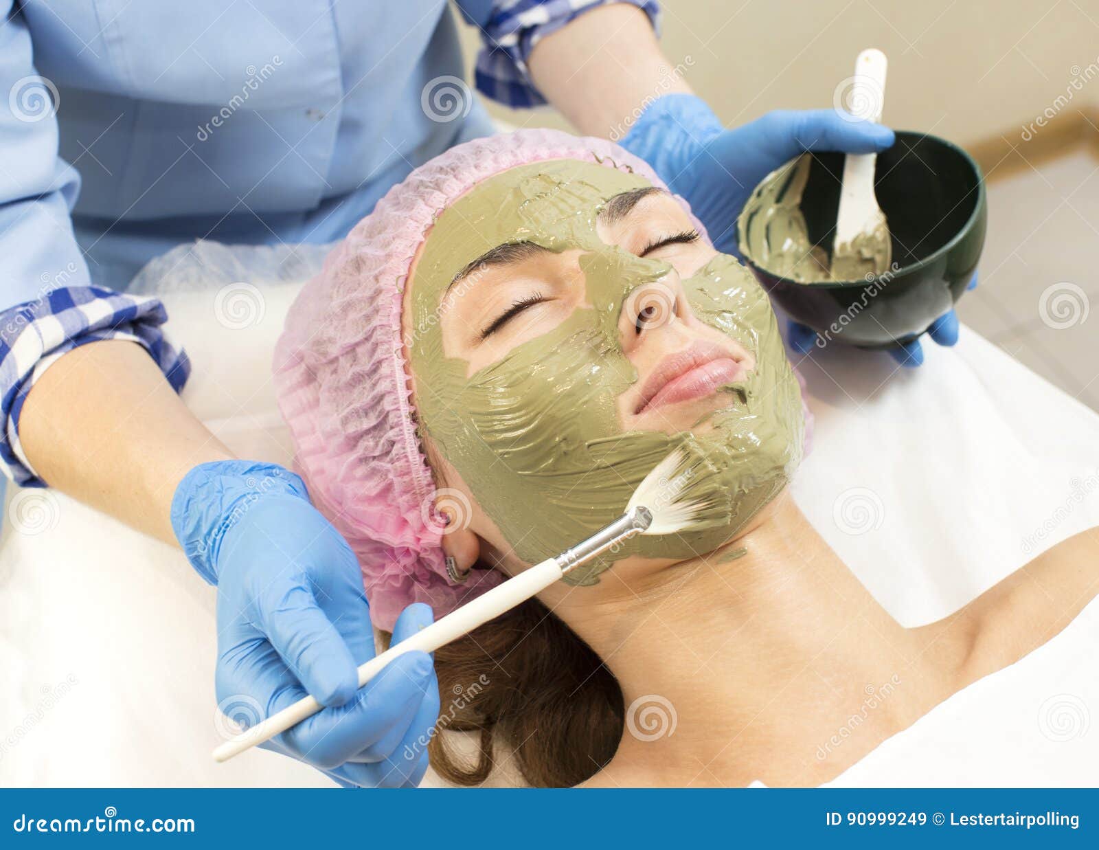 Process Cosmetic Mask Of Massage And Facials Stock Image Image Of Cosmetic Care 90999249