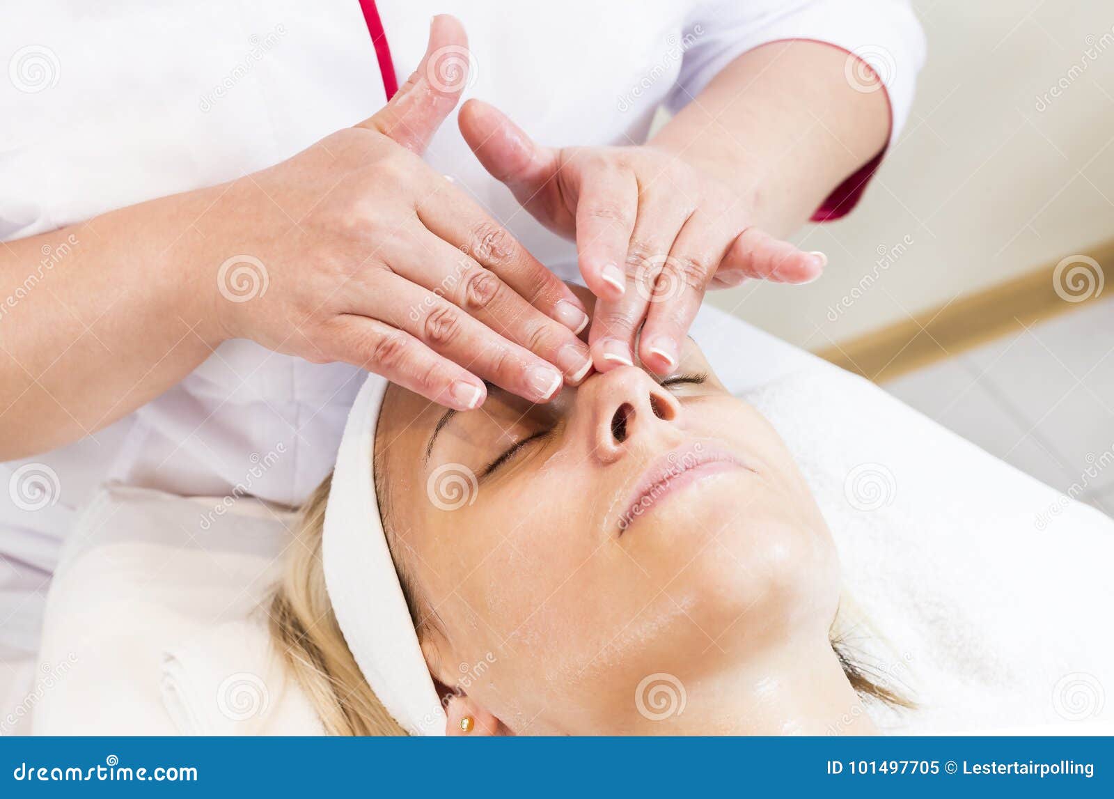 Process Cosmetic Mask Of Massage And Facials Stock Image Image Of