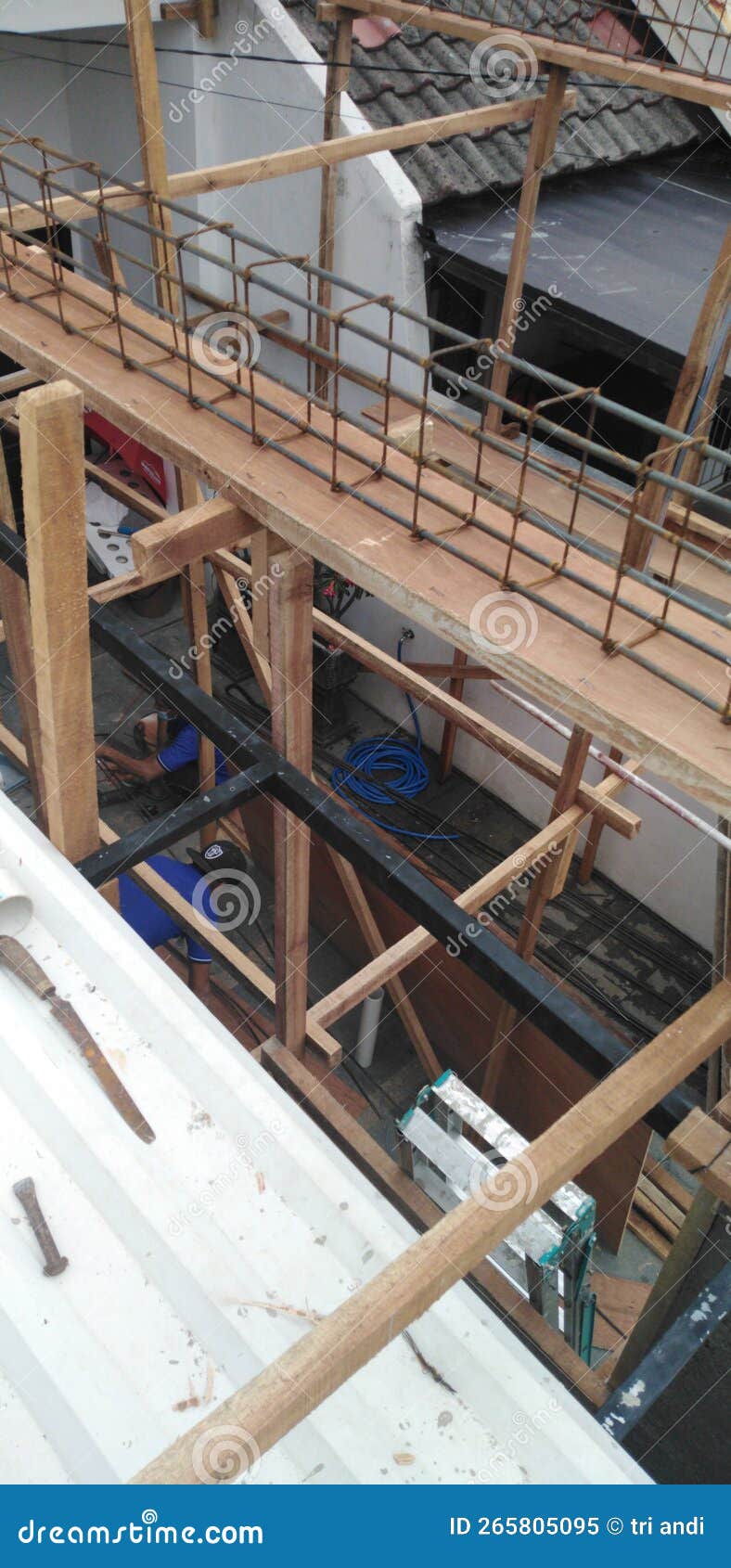 Process of Making Suspended Concrete Beams Stock Image Image of wood