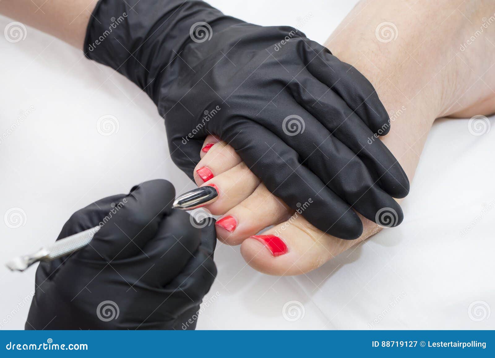 Process of pedicure stock image. Image of fingernails 88719127