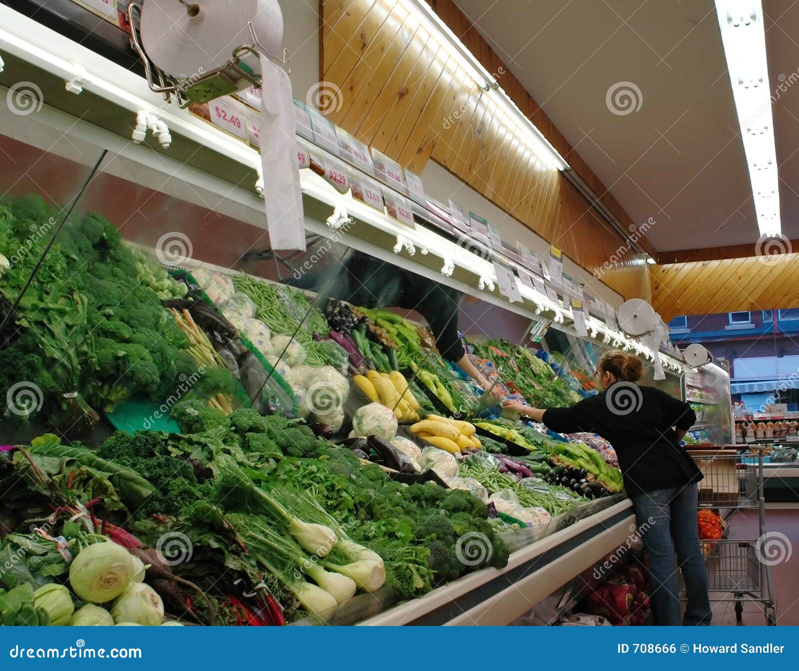 6,198 Produce Aisle Stock Photos, High-Res Pictures, and Images - Getty  Images