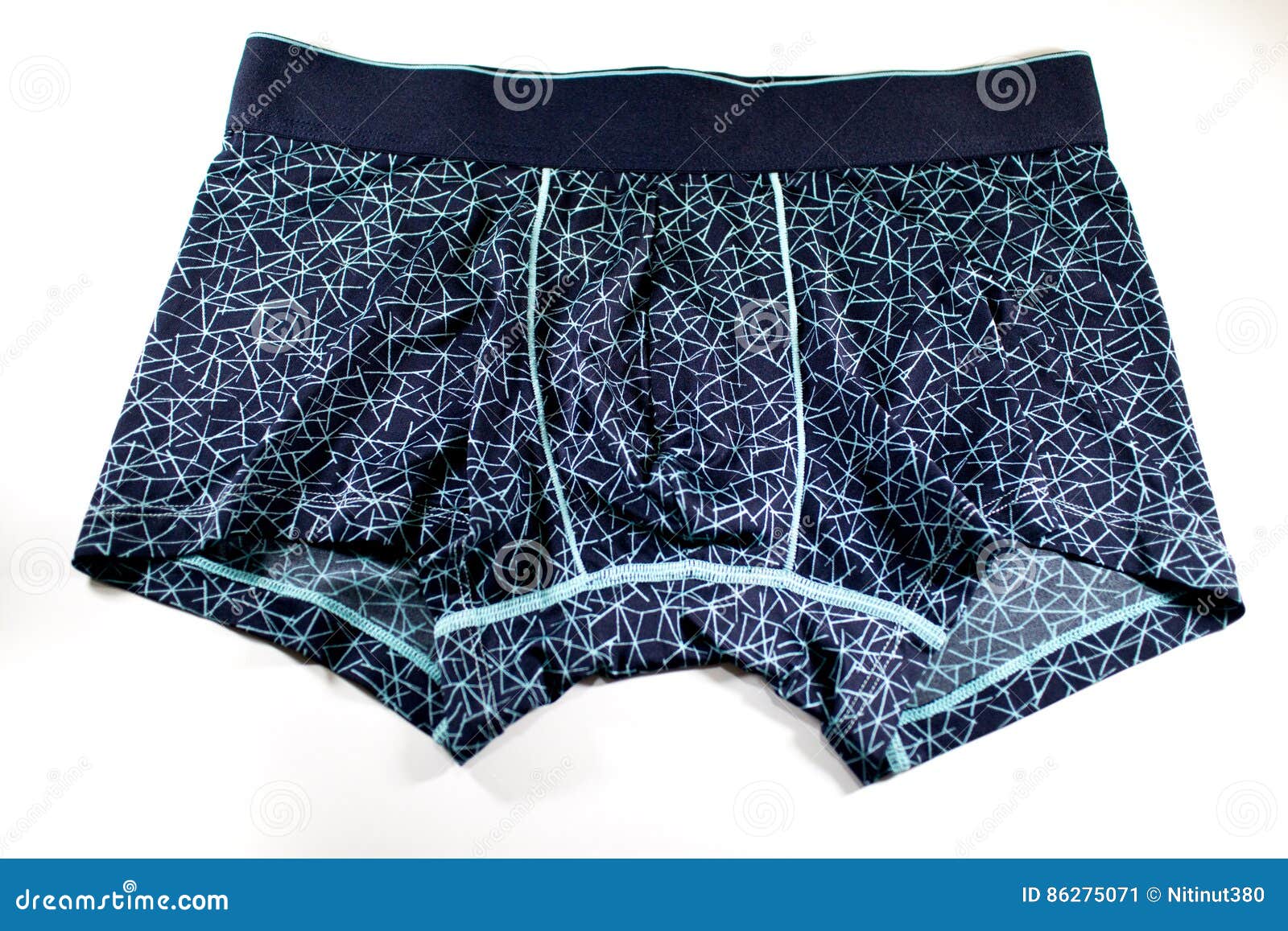 https://thumbs.dreamstime.com/z/product-shot-uniqlo-men-airism-low-rise-chiangmai-thailand-february-boxer-underwear-made-china-86275071.jpg