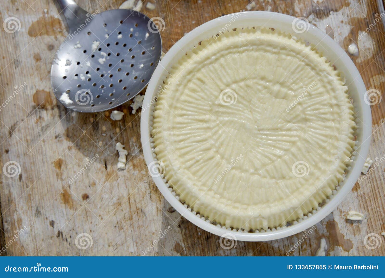 production of artisanal cheese