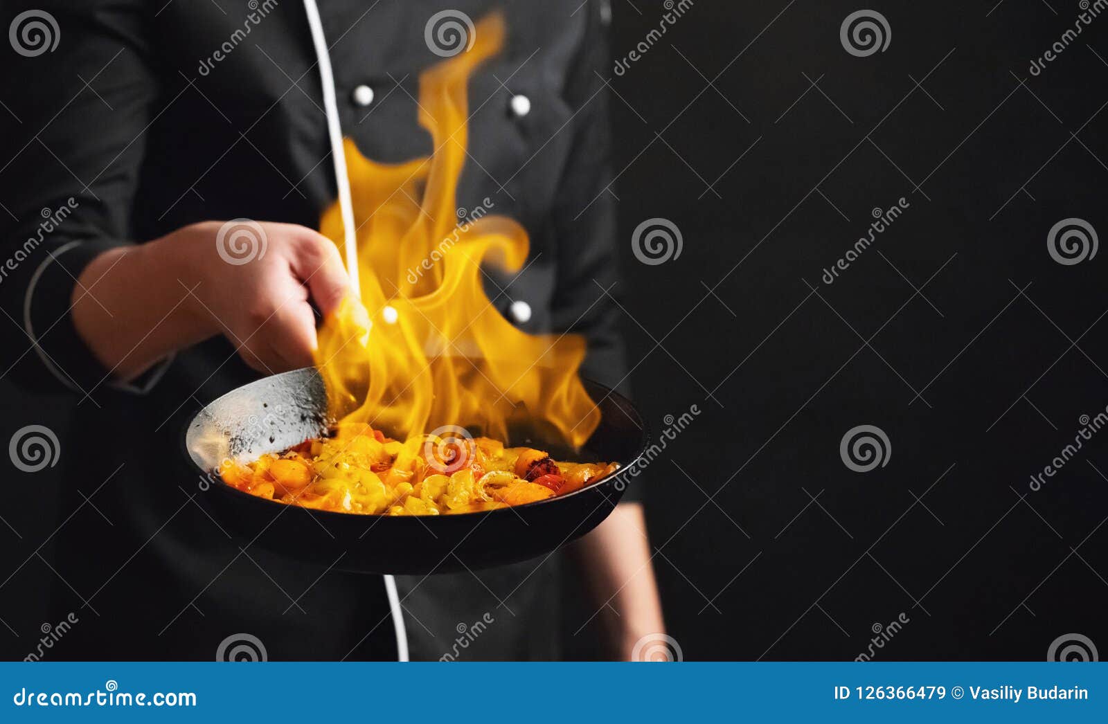 https://thumbs.dreamstime.com/z/professional-chef-fire-cooking-vegetables-food-over-open-fire-dark-background-hotel-service-photo-professional-126366479.jpg