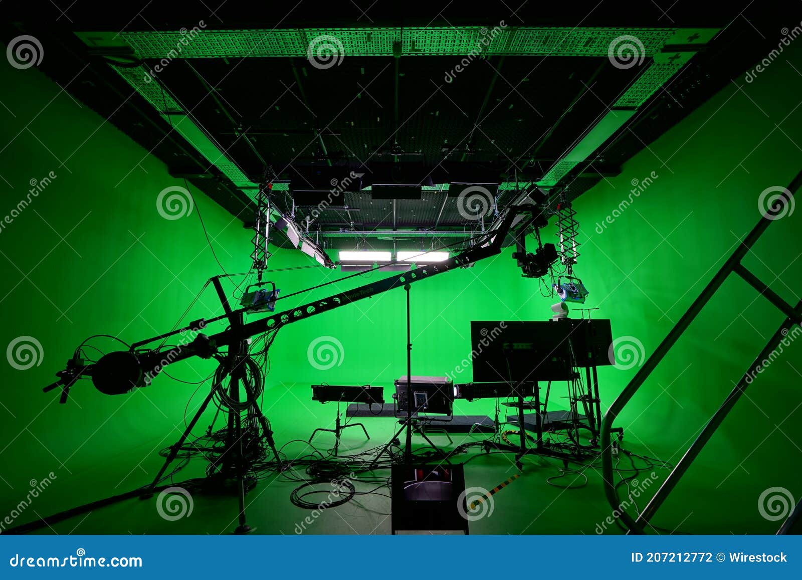 Professional Green Screen Studio for Virtual Production VP and VFX CGI