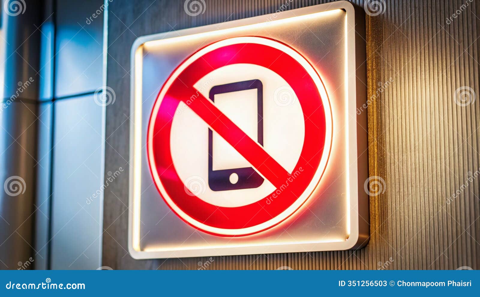 professional no cell phone allowed sign images highquality stock photos for businesses public areas and educational
