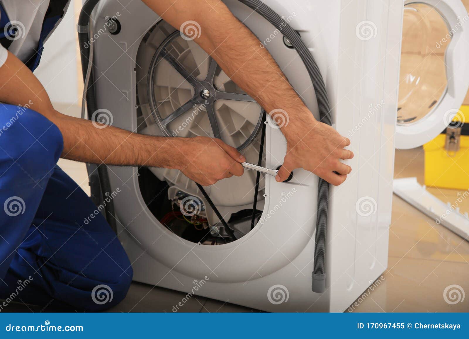 Broken Washing Machine Royalty Free Stock Image 22098190