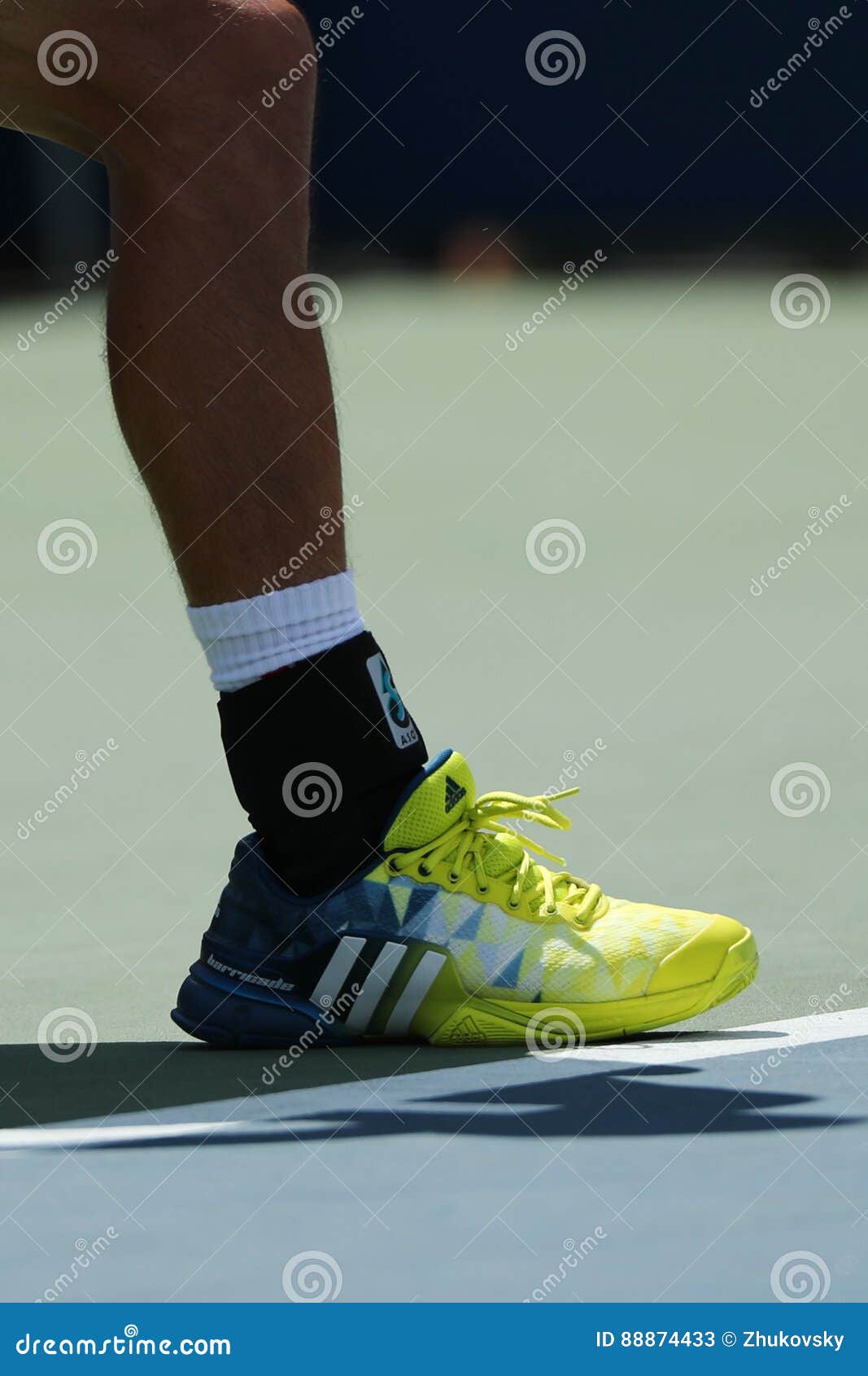 nishikori shoes