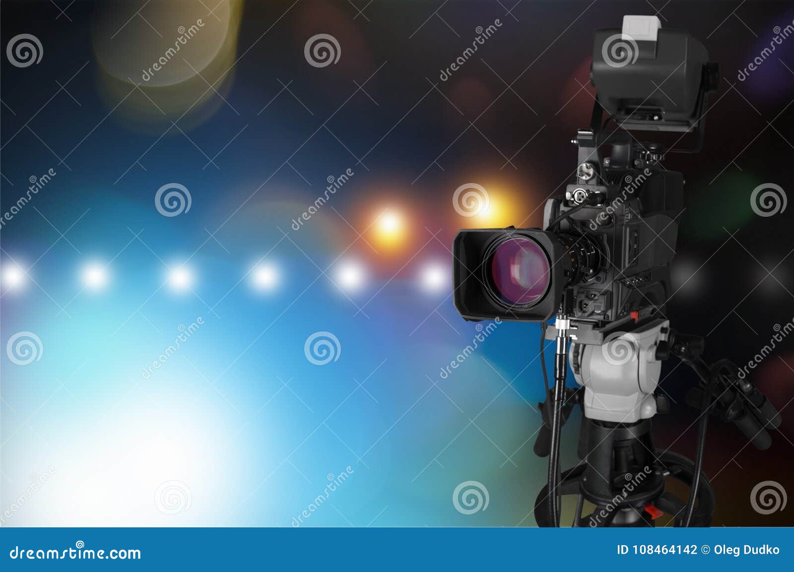 Bạn đang tìm kiếm sự chuyên nghiệp trong quá trình quay phim của mình? Máy quay phim chuyên nghiệp trên nền của chúng tôi sẽ cho phép bạn tạo ra những bức ảnh vượt trội với chất lượng hình ảnh đỉnh cao. Hãy click để thưởng thức trọn vẹn khả năng của máy quay chuyên nghiệp.