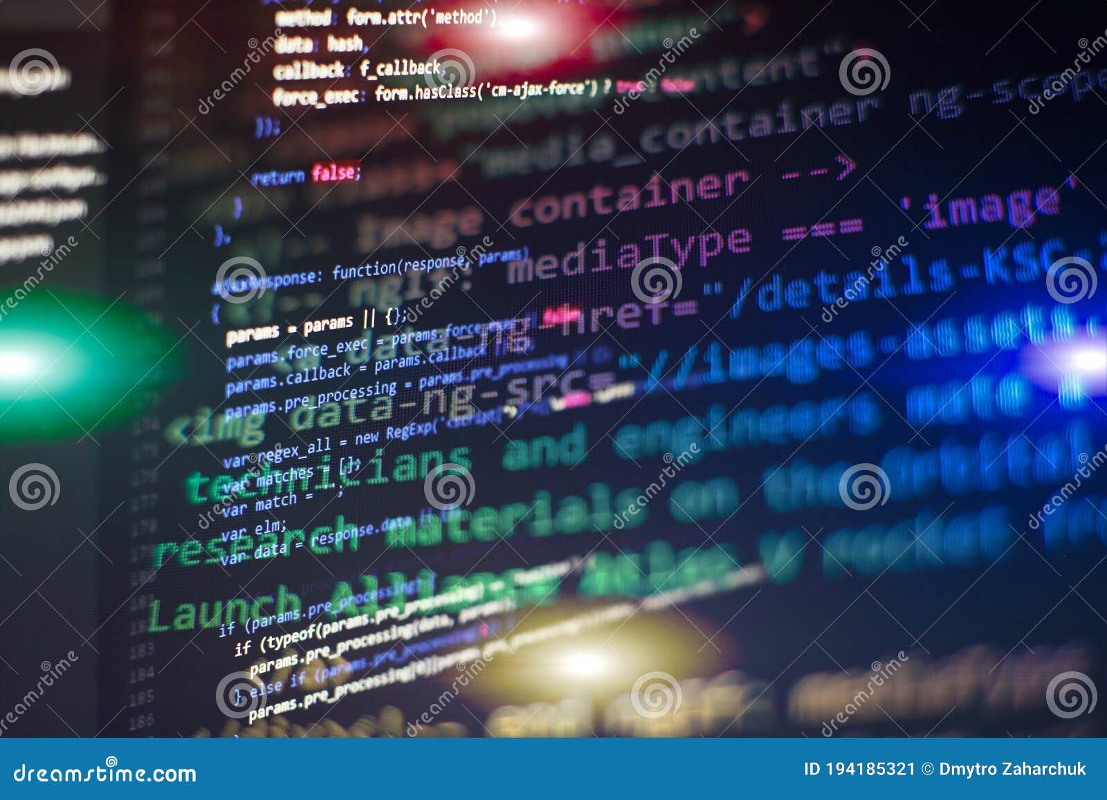 Programmiercodeschreiben Quellcodenahaufnahme Programmierer Der Monitor Funktioniert Echter Softwareentwicklungscode Cyberrau Stock Abbildung Illustration Von Sprache Entwickler 194185321