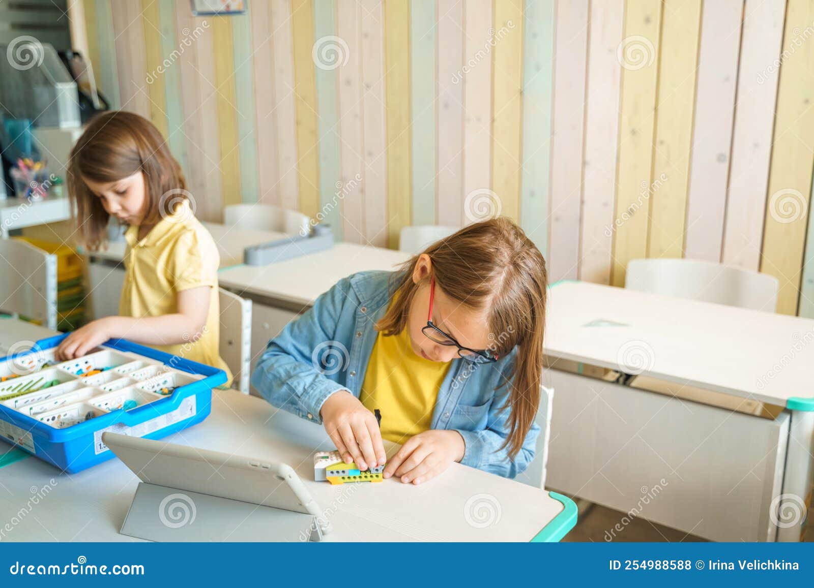 Programming Work, Learning Robotics in Elementary School. Children ...