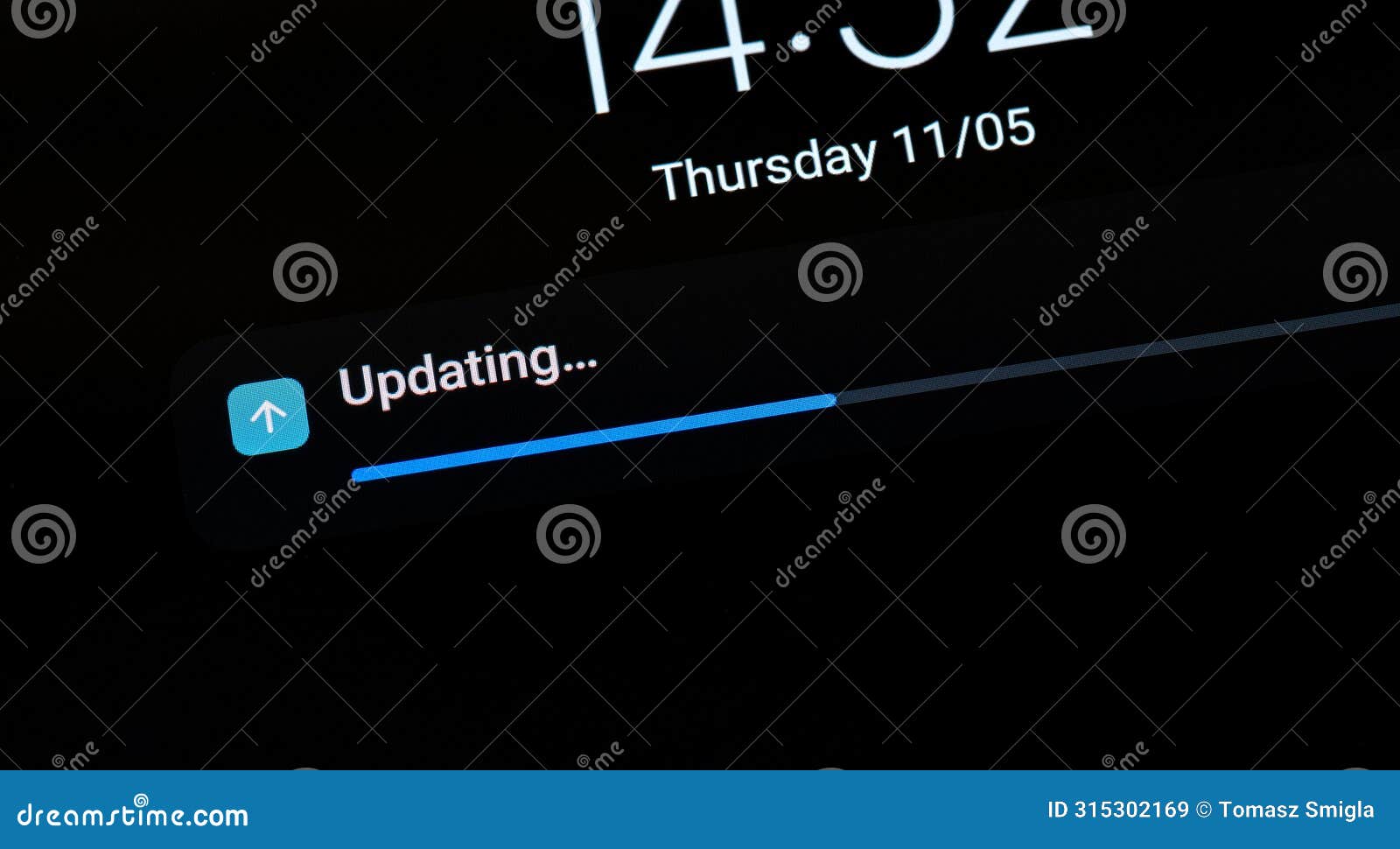 progress bar indicating an ongoing os operating system update on a generic mobile device, smartphone, tablet, nobody, screen
