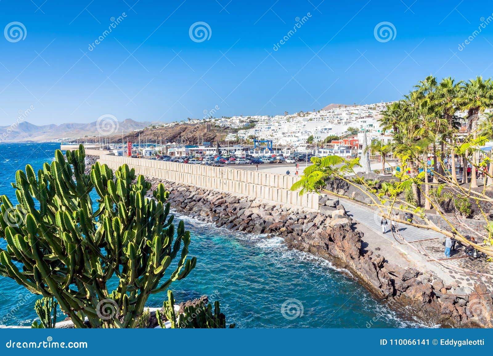 Promenade In Puerto Del Carmen Lanzarote Spanien Redaktionelles Foto Bild Von Lanzarote Puerto