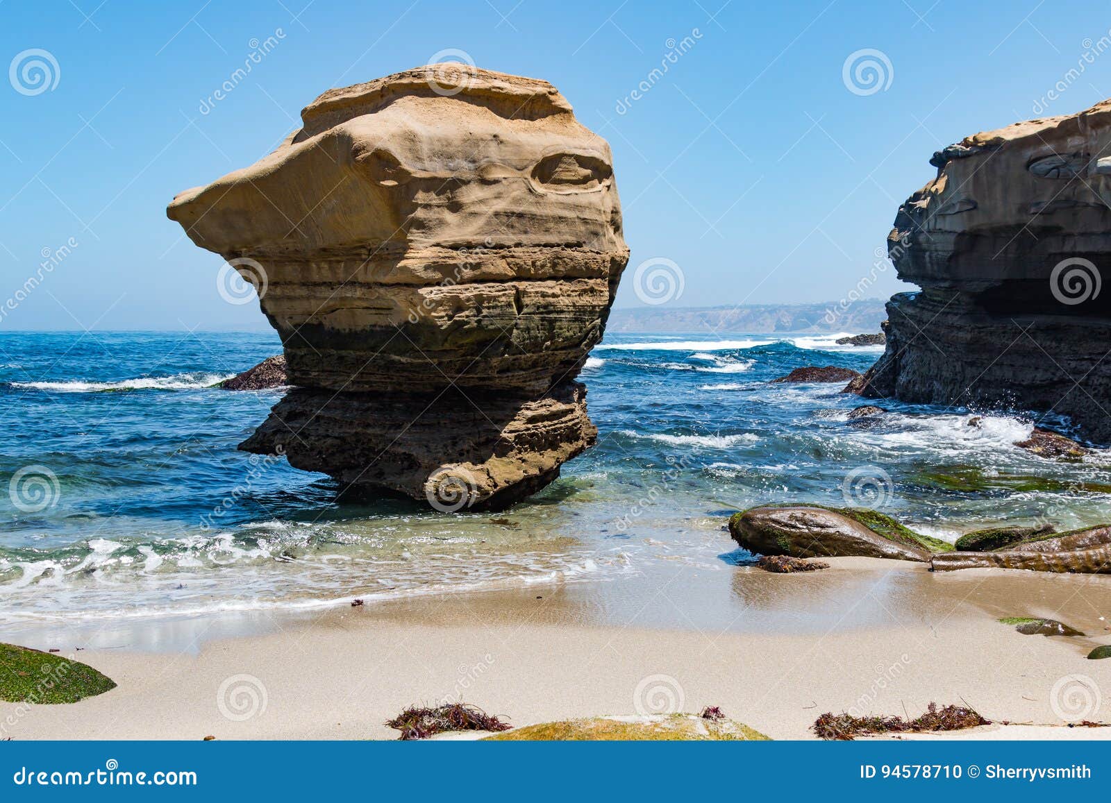prominent rock formation in la jolla, california