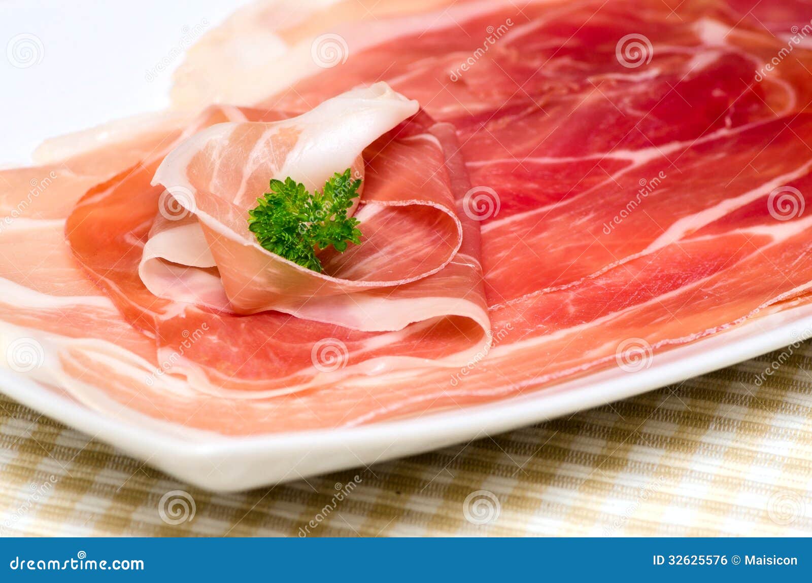 Prosciutto di Parma. fotografia stock. Immagine di affamato 32625576