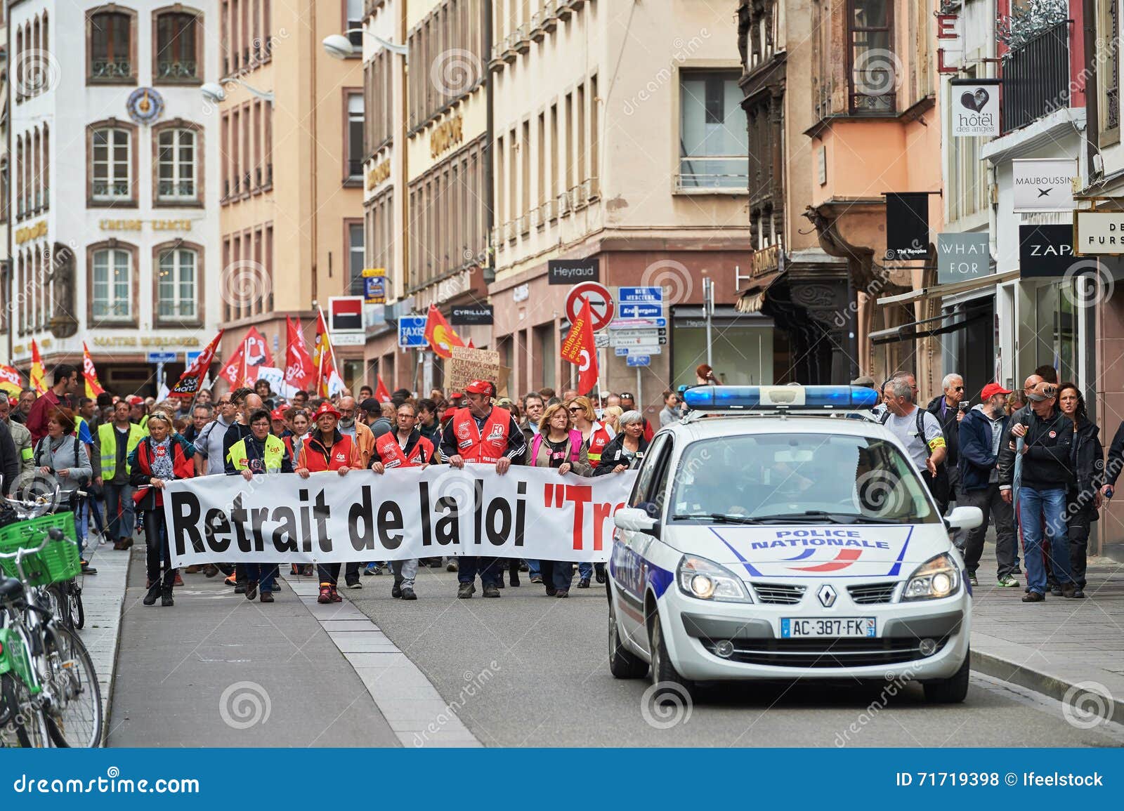 Protestation Contre Le Droit Du Travail Dans Les Frances Photo Stock éditorial Image Du