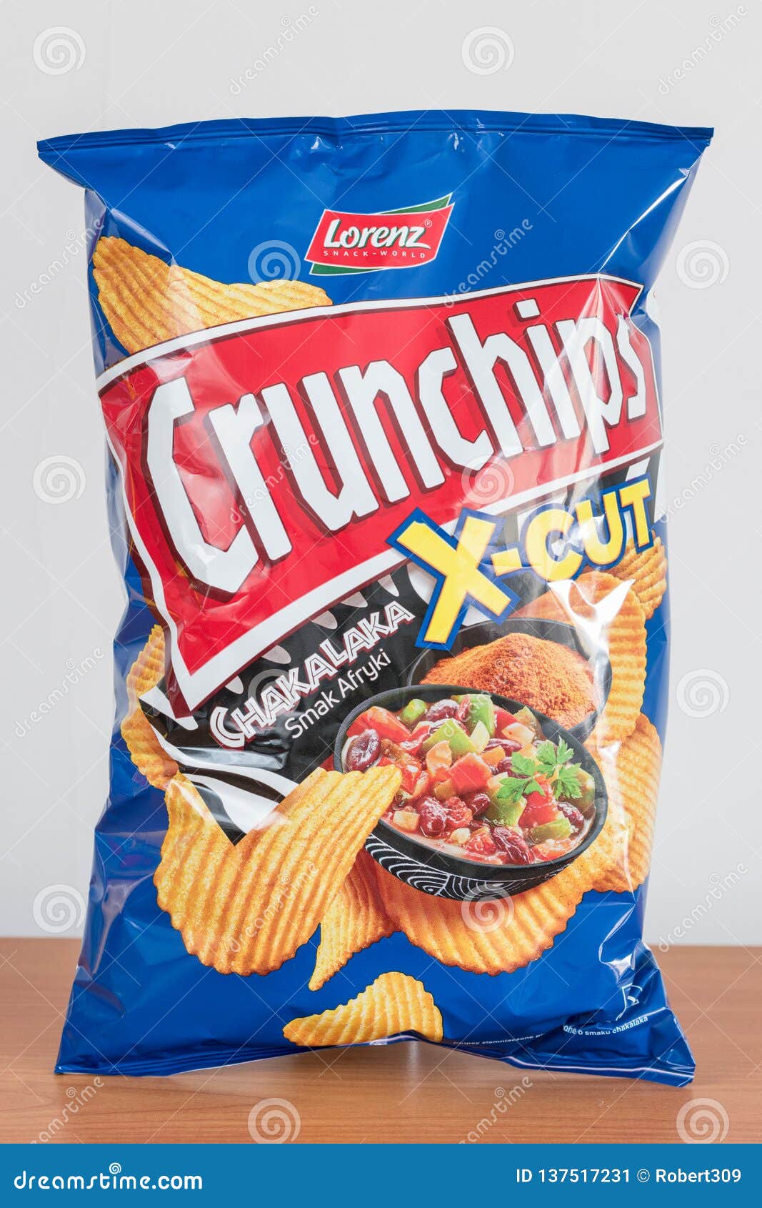 Flavoured Chips Lorenz of crunchips, Image - X-cut. of Potato pack: 137517231 Photo Pack Chakalaka Crunchips Editorial