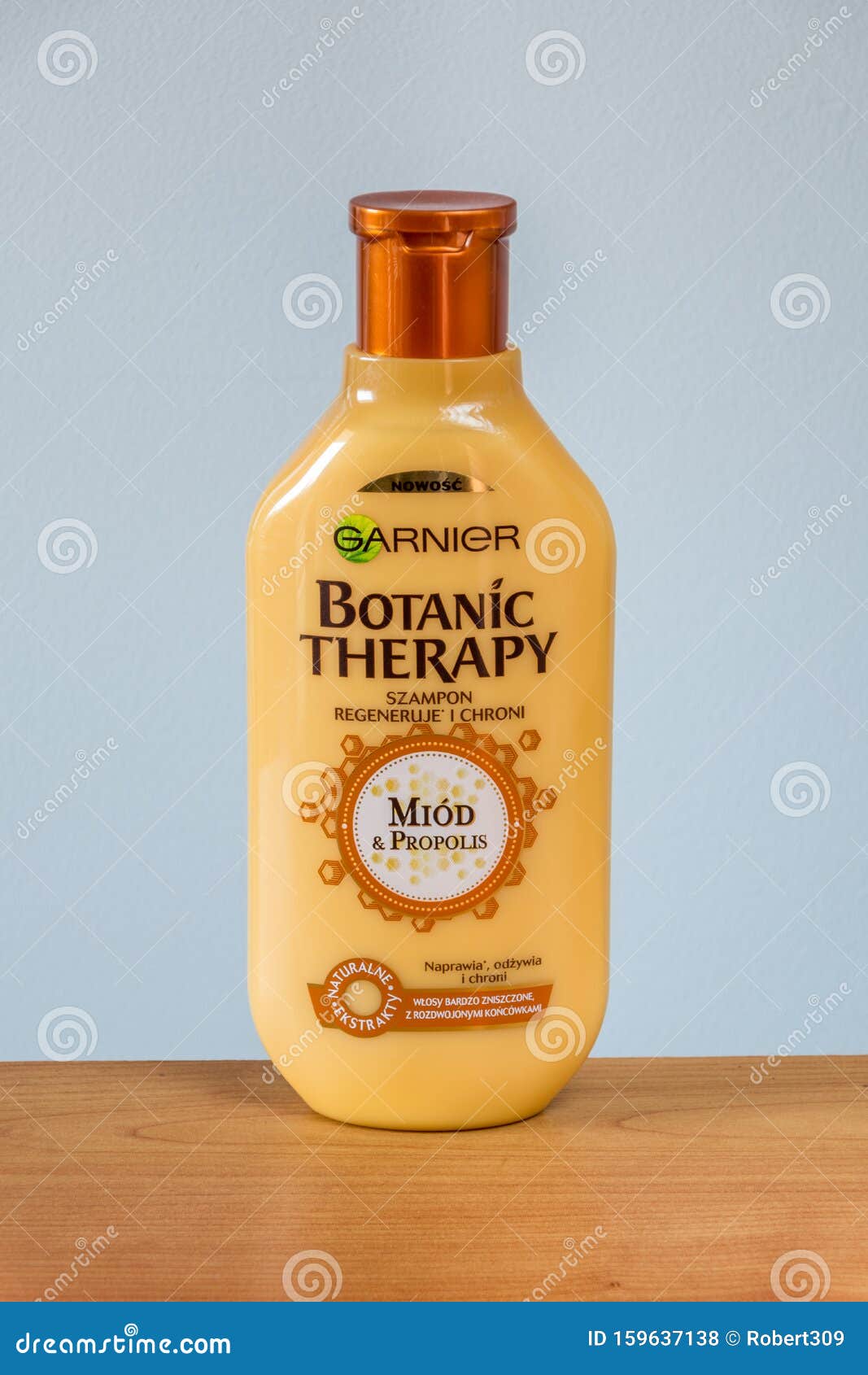 Symposium kamera Tilstand Hair Shampoo Garnier Botanic Therapy Editorial Stock Photo - Image of  clean, gdanski: 159637138