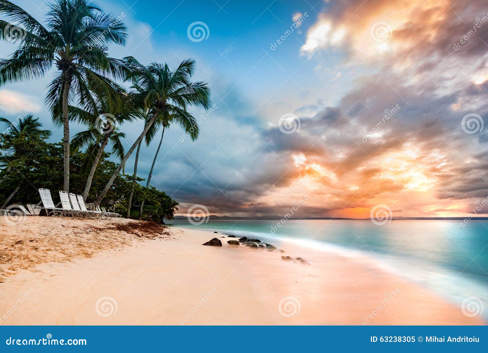public beach in cayo levantado, dominican republic