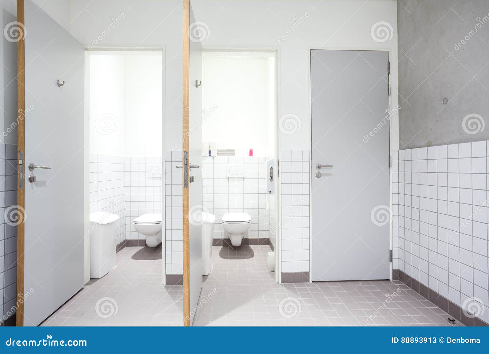 Public Toilet With Shower Near Me at Zane Hodge blog