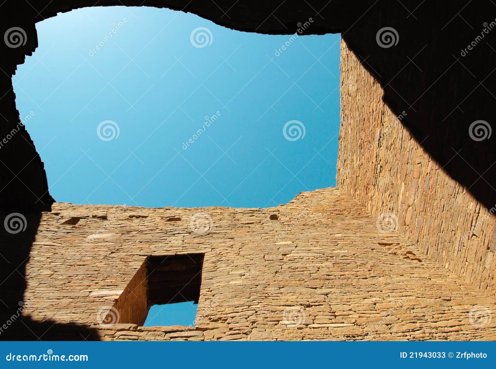 pueblo bonito ruins