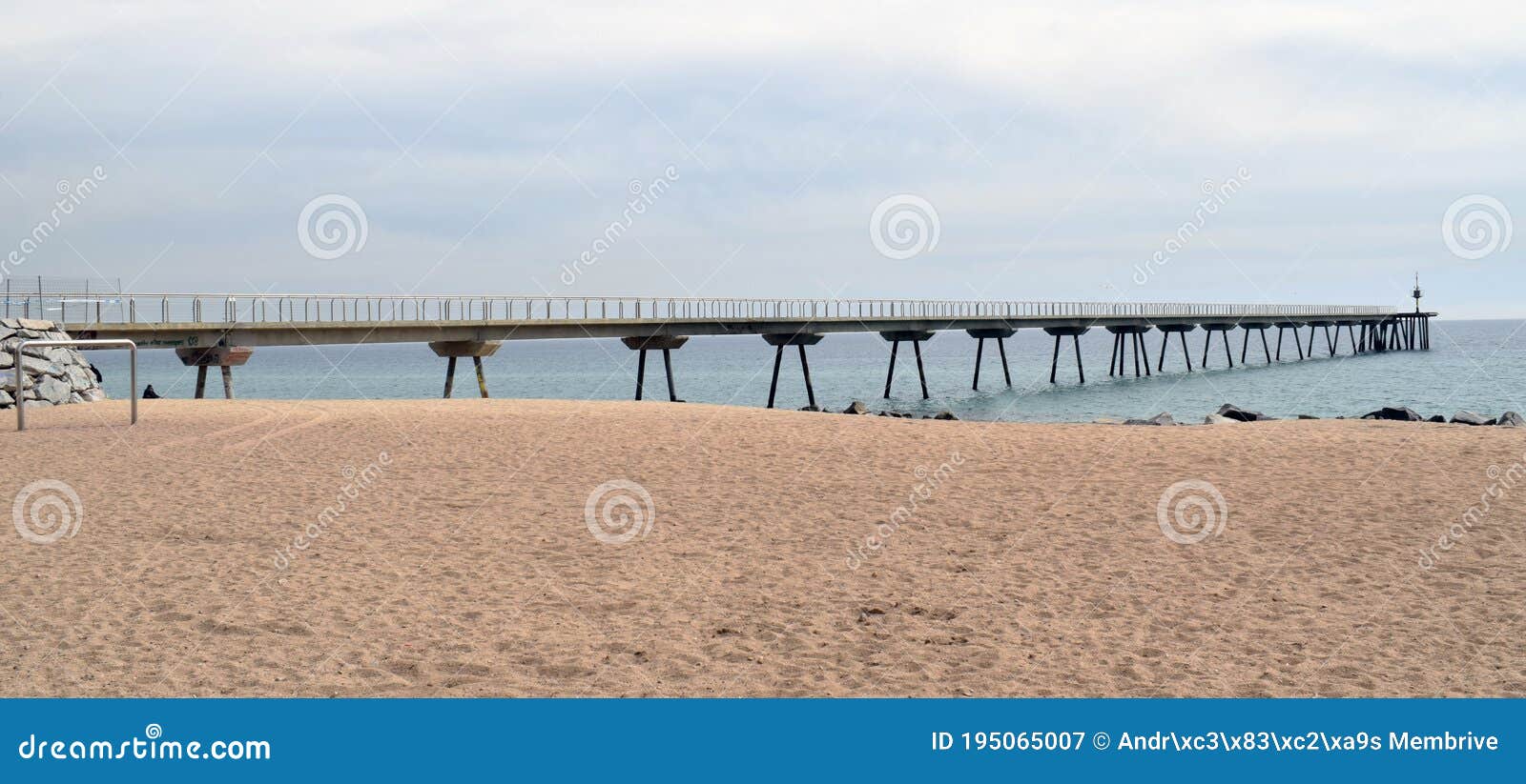 puente del petroleo in badalona barcelona