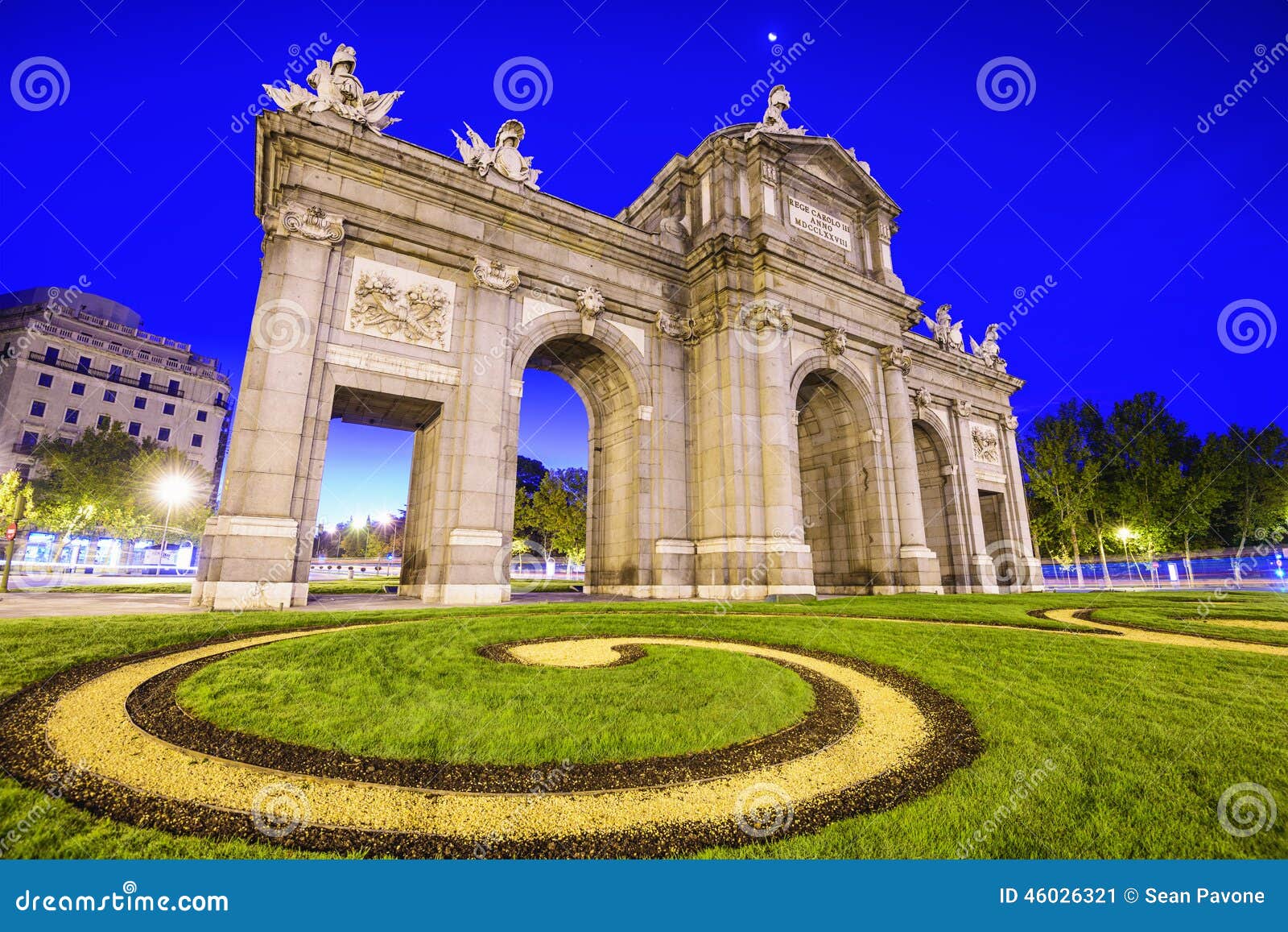 puerta de alcala