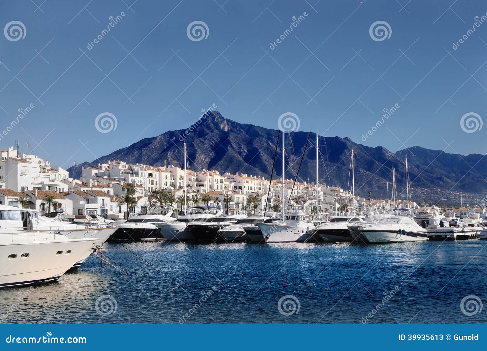 Puerto Banus stock image. Image of luxury, blue, house - 39935613