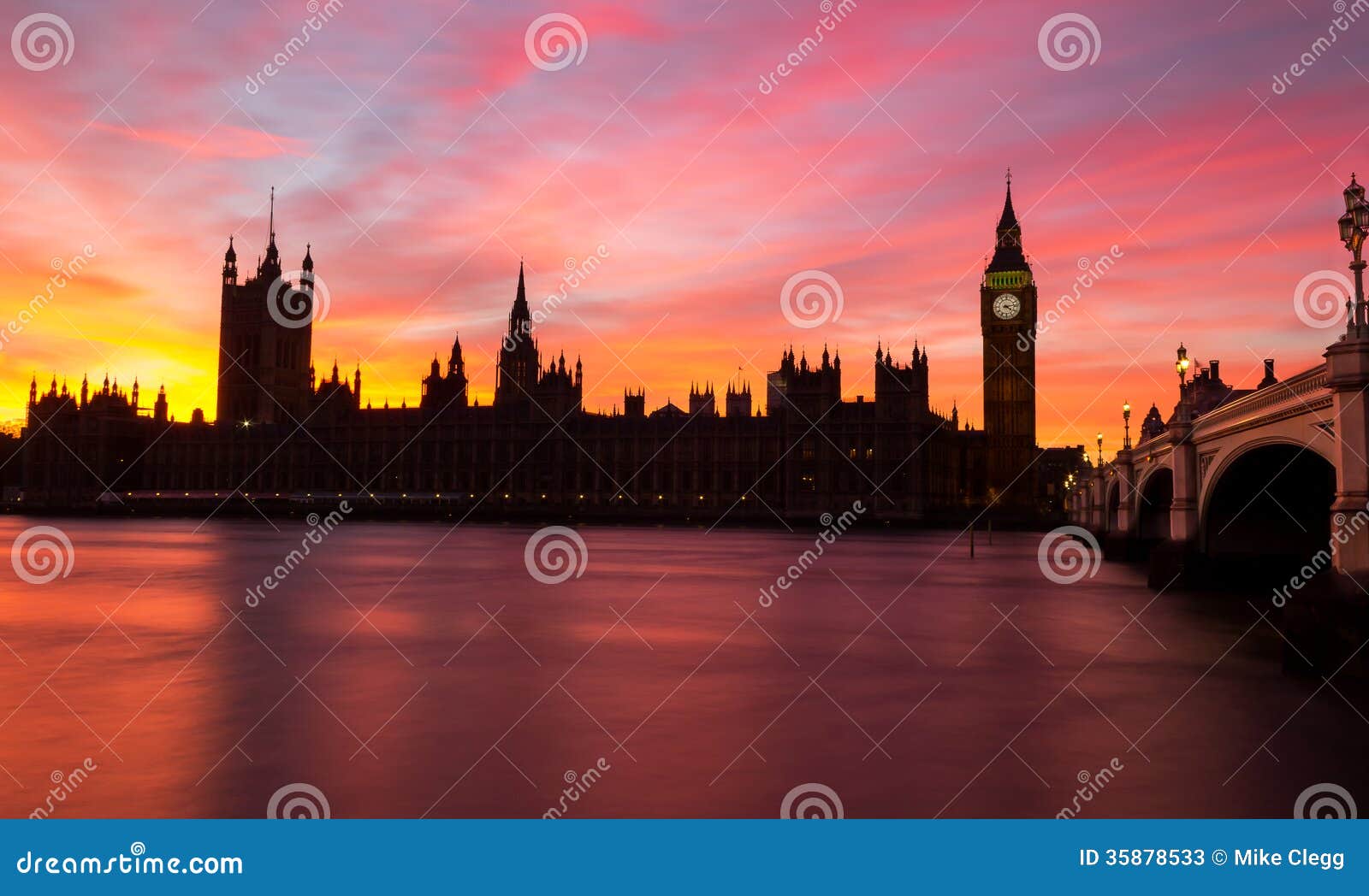 Puesta Del Sol De Westminster En Londres Imagen de archivo - Imagen de