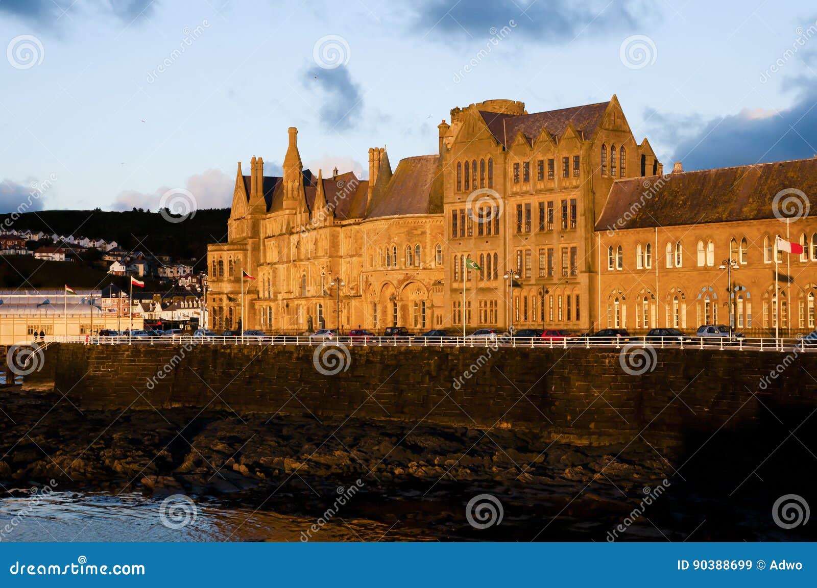 Puesta Del Sol En La Universidad De Aberystwyth Pais De Gales Imagen De Archivo Imagen De Puesta Aberystwyth