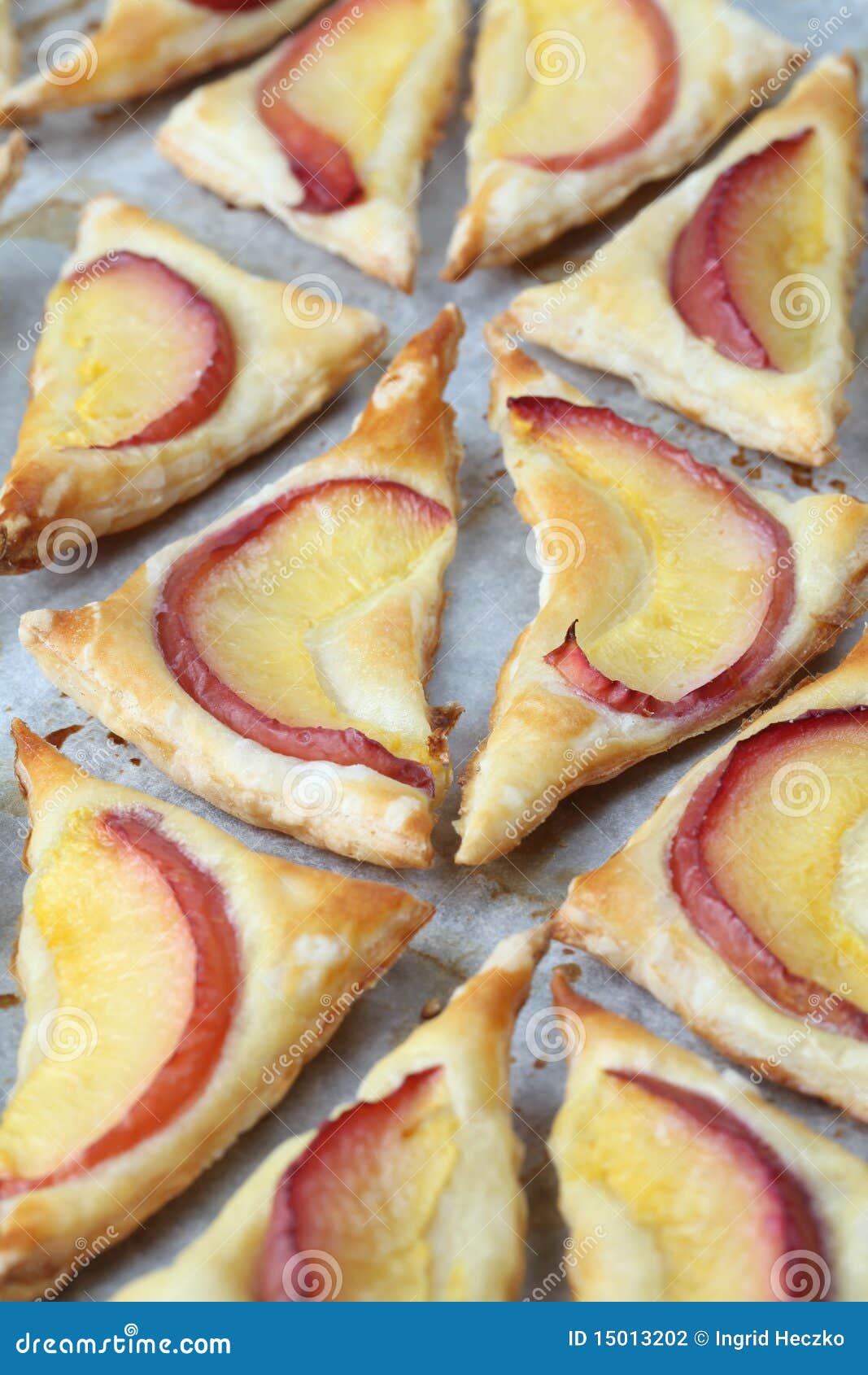 Puff Pastry with Nectarines Stock Photo Image of appetizer, tasty 15013202