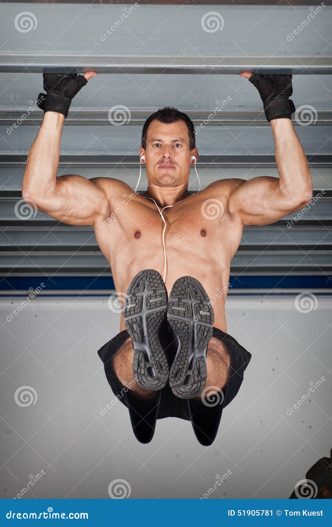 pull up chin up crossfit fitness training at a steel girder